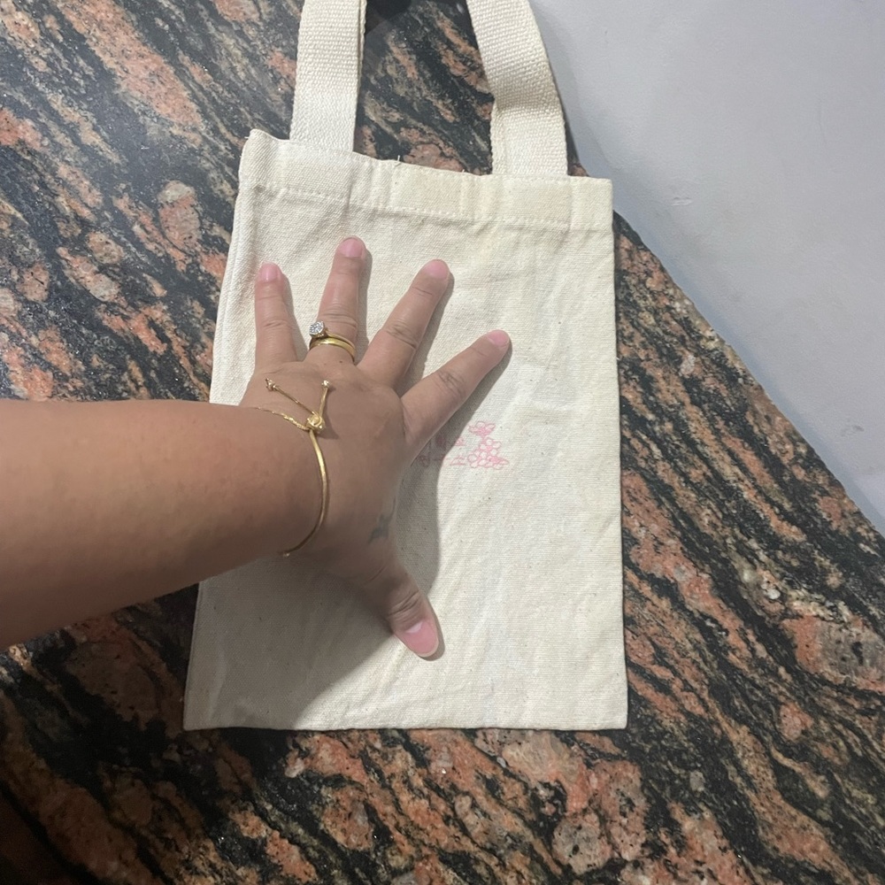 Freebies !! Choose yours along with your order above ₹500 - Picture 4 of 7